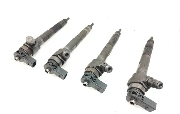 Fuel injectors set