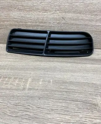 Volkswagen Polo III 6N 6N2 6NF Front fog light trim/grill 6N0853666