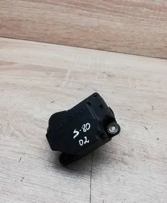 Volvo S80 Air flap motor/actuator 74931F 210602