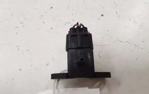 Toyota Avensis T250 Vacuum valve 8942120190