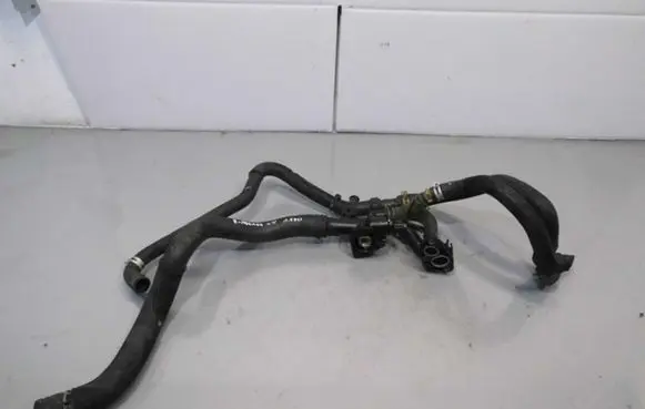 Renault Megane III Engine coolant pipe/hose