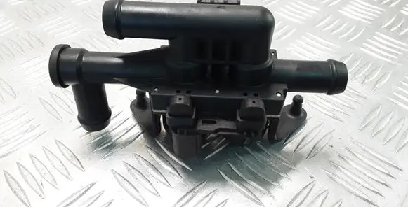 BMW 5 F10 F11 Coolant heater control valve 64119310349 9310349