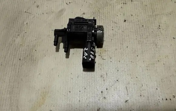 Audi Q5 SQ5 Turbo solenoid valve 1K0906283A