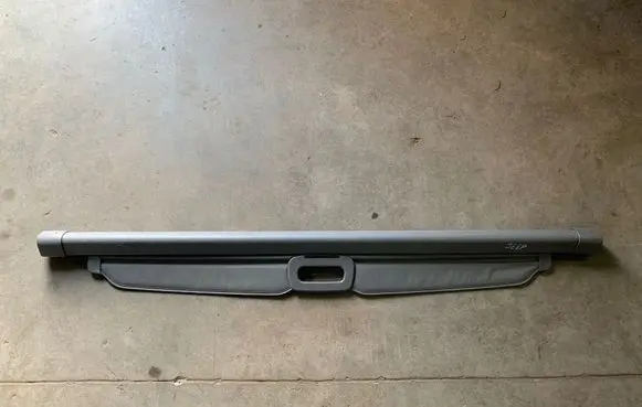 Jeep Grand Cherokee (WK) Parcel shelf 