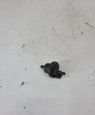 BMW 7 E32 Vacuum valve 0280142150