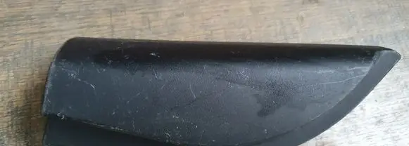 Mazda 2 Front door glass trim molding D651