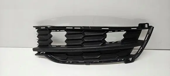 Skoda Karoq Front bumper lower grill 57A807368prawa
