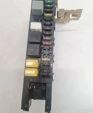 Mercedes-Benz C W203 Fuse module 2095451601 5DK00848605 0620215200403