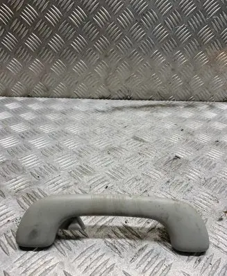 Nissan Qashqai Rear interior roof grab handle 8200003209