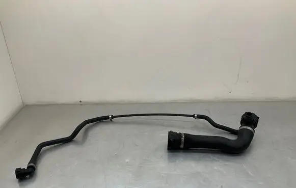 BMW 5 E60 E61 Engine coolant pipe/hose 7560968
