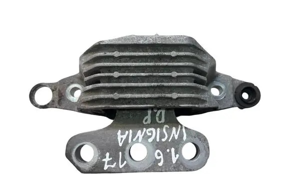 Opel Insignia B Engine mount bracket 84240118 310317