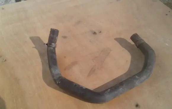 Nissan Qashqai Engine coolant pipe/hose