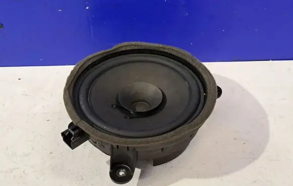 Volvo V50 Rear door speaker 30752083