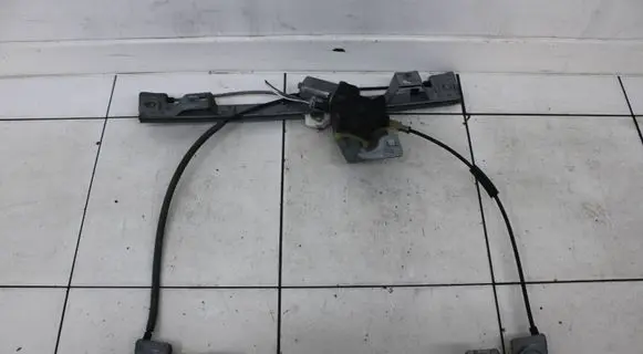 Renault Kangoo II Front door window regulator with motor 