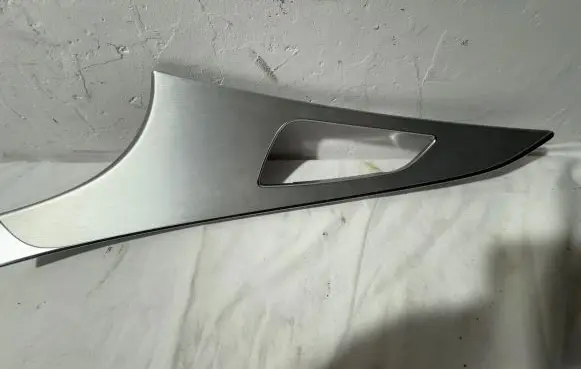 Audi A6 S6 C7 4G Front door trim bar 4G0867409