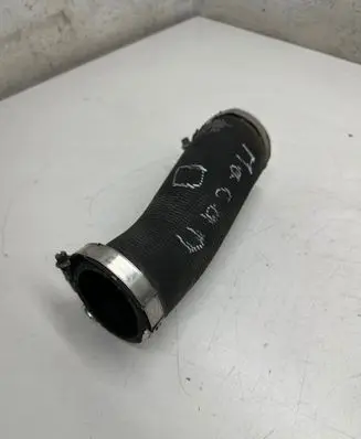 Porsche Macan (95B) Intercooler hose/pipe 95B145368A