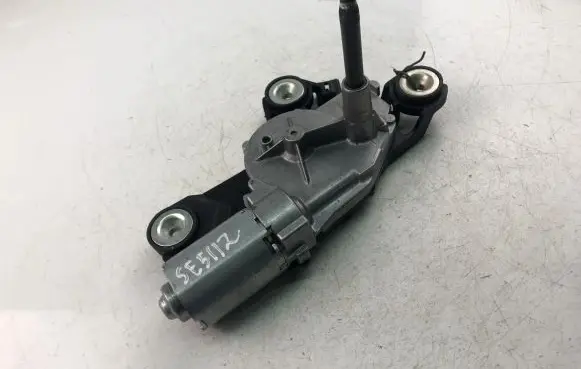Volvo V50 Wiper motor 31218473