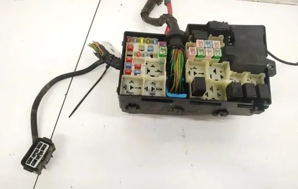 Volvo V50 Fuse box set 30679815 0740052