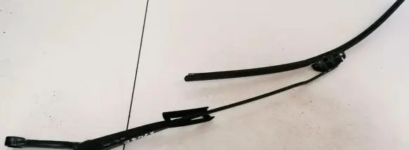 Audi A4 S4 B5 8D Front wiper blade arm 8D1955408A