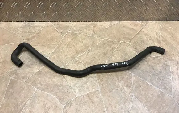 BMW X5 E70 Engine coolant pipe/hose