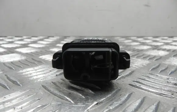 Ford Mondeo MK V Sensor EB3B19T562A T8665
