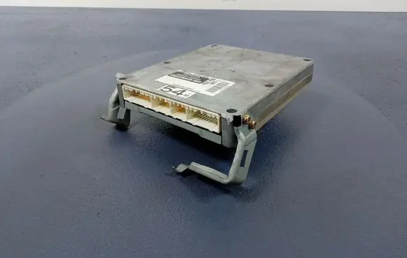 Toyota Yaris Engine control unit/module ECU 89661-52542