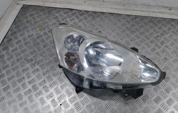 Peugeot Partner Headlight/headlamp 9677202380