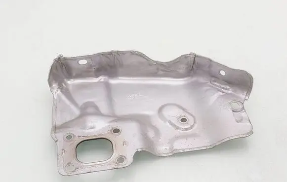 Opel Astra K Heat shield in engine bay 12697245