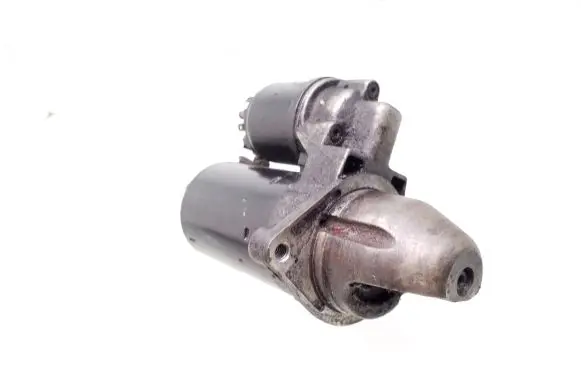 Opel Tigra B Starter motor 0001107429
