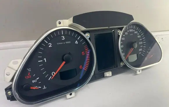 Audi A6 S6 C6 4F Speedometer (instrument cluster) 4F0910900C