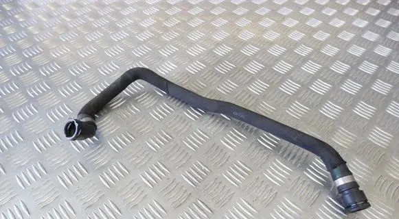 BMW X2 F39 Engine coolant pipe/hose 8584837