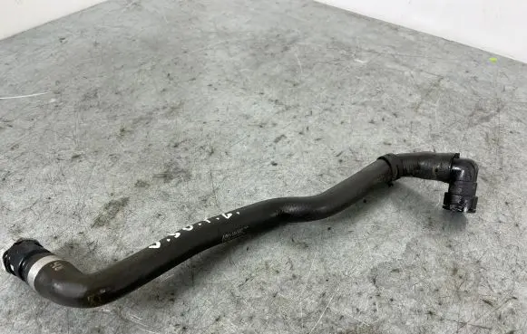 Volvo V50 Engine coolant pipe/hose AV6118K582DC