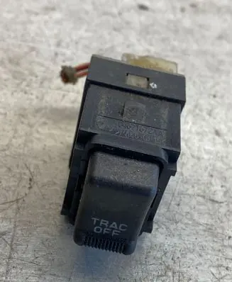Traction control (ASR) switch