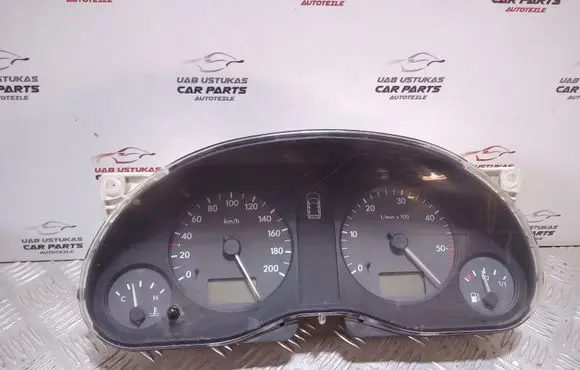 Volkswagen Sharan Speedometer (instrument cluster) 7M0919881Q