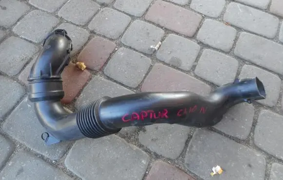 Renault Clio IV Air intake hose/pipe