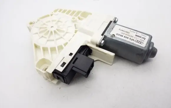 Rear door manual window regulator