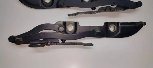BMW M3 Tailgate/trunk/boot hinge 8222715 8222716 41.62-8222715