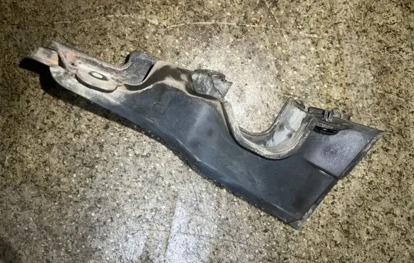 BMW 5 GT F07 Other engine bay part 7193414 107020