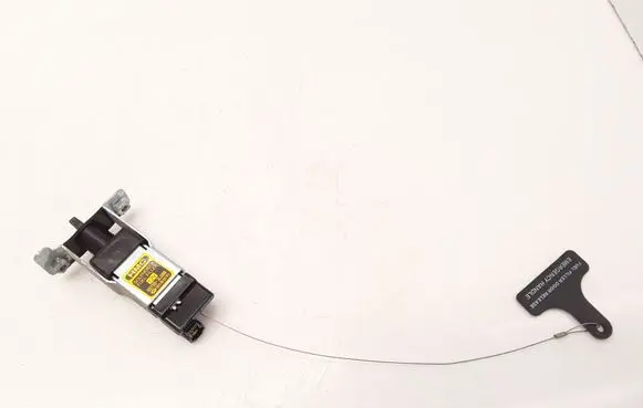 Fuel tank cap lock motor