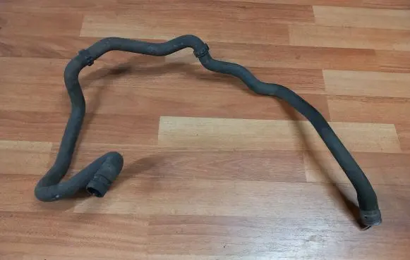 Peugeot 508 Engine coolant pipe/hose 1317V4