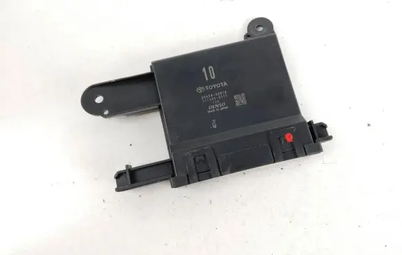 Toyota RAV 4 (XA50) Other control units/modules 8865042810 2774008511