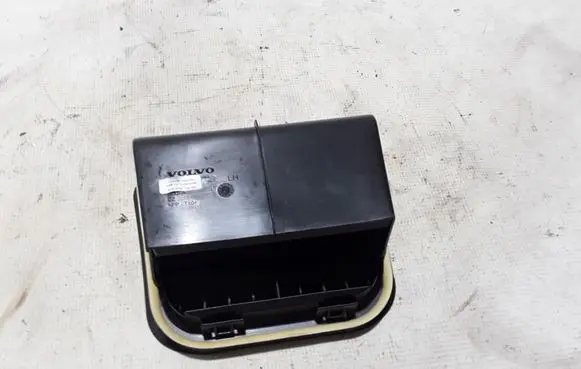 Volvo S60 Fender grill 31418702