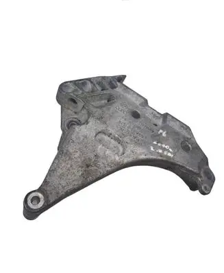 Volkswagen PASSAT B6 Engine mounting bracket 03L199207