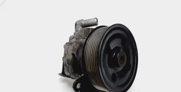 Land Rover Discovery 3 - LR3 Power steering pump QVB500660