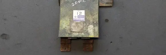 Nissan Sunny Engine control unit/module 2371066C00 A93B71565