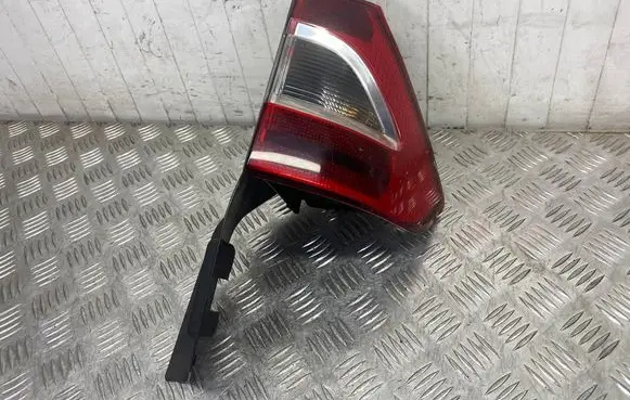 Ford Galaxy Rear/tail lights 6M2113N552AC