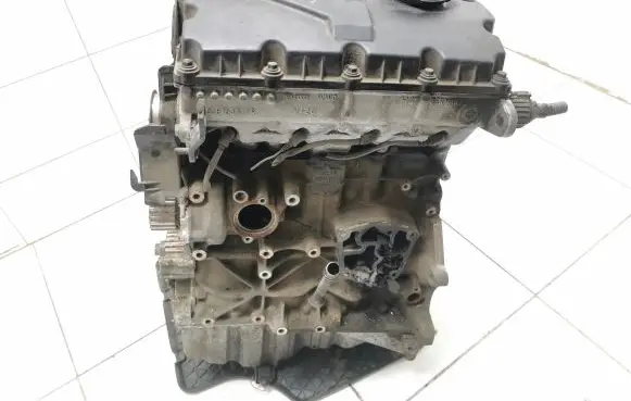 Audi A4 S4 B6 8E 8H Engine AVB AVB289095 038103373R