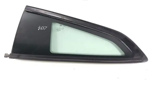 Ford Mustang VI Rear side window FR3Z-6329710-A JR3B-6329700-AA