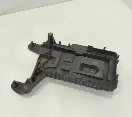 Audi A4 S4 B8 8K Battery tray 3C0915443
