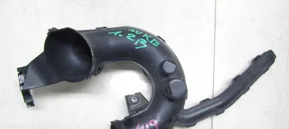 Nissan Juke I F15 Air intake hose/pipe